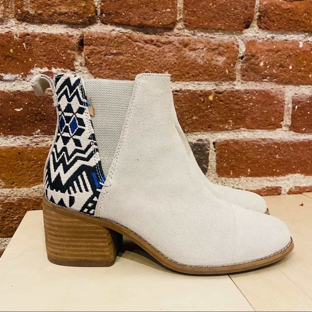 TOMS Suede Booties BRAND NEW